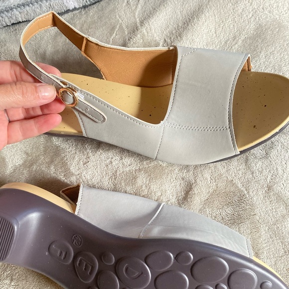 Sandals 👡 ladies size 42 NWOT - Picture 8 of 10